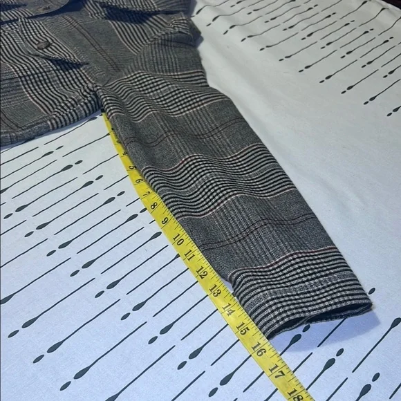 Madewell Plaid Shacket. Size XS - Picture 7 of 9